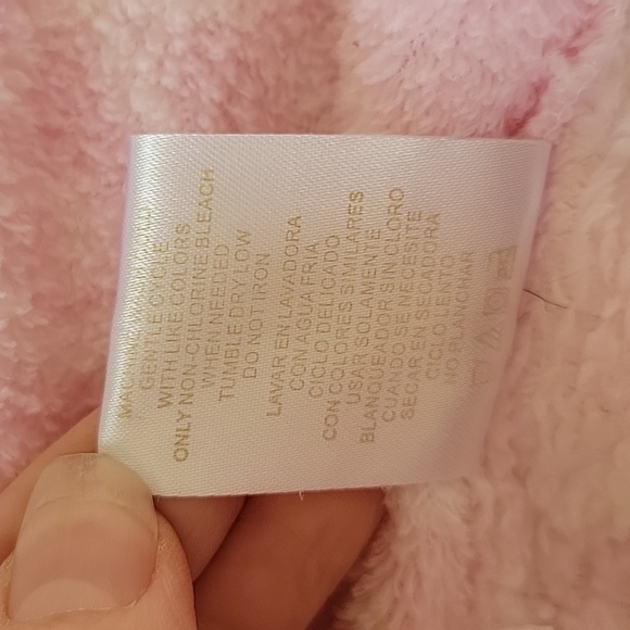 Secret Treasures Plush Pink Maxi Robe - Picture 9 of 10